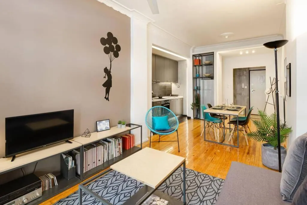 The Wall Downtown Apartment Salonic