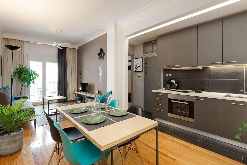 The Wall Downtown Apartment Salonic